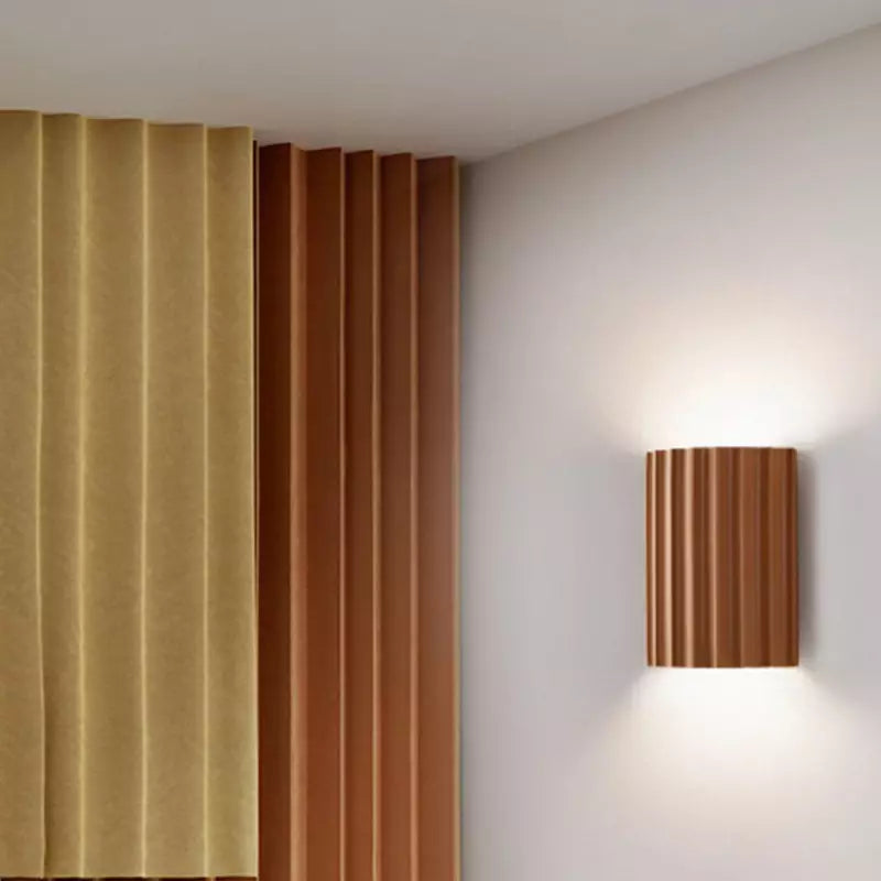 Chic Modern Ruffled Shade Wall Sconce Light Fixture with Unique Design for Stylish Indoor Ambience