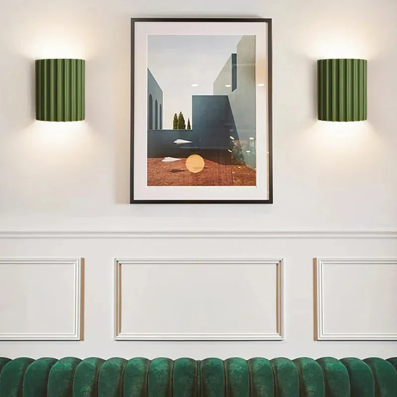 Chic Modern Ruffled Shade Wall Sconce Light Fixture with Unique Design for Stylish Indoor Ambience