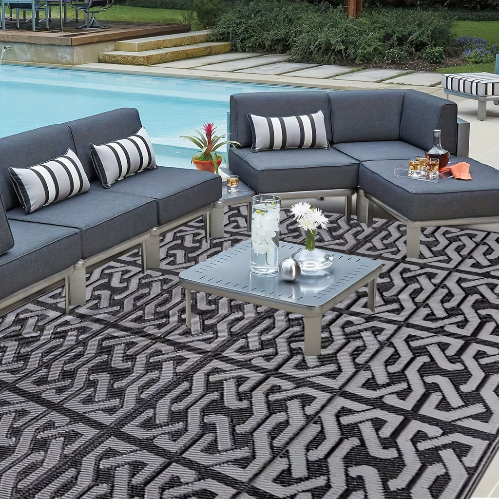 Contemporary Outdoor Rug | Reversible Black & Grey Mat with Weather-Resistant Design | Lightweight for Versatile Use