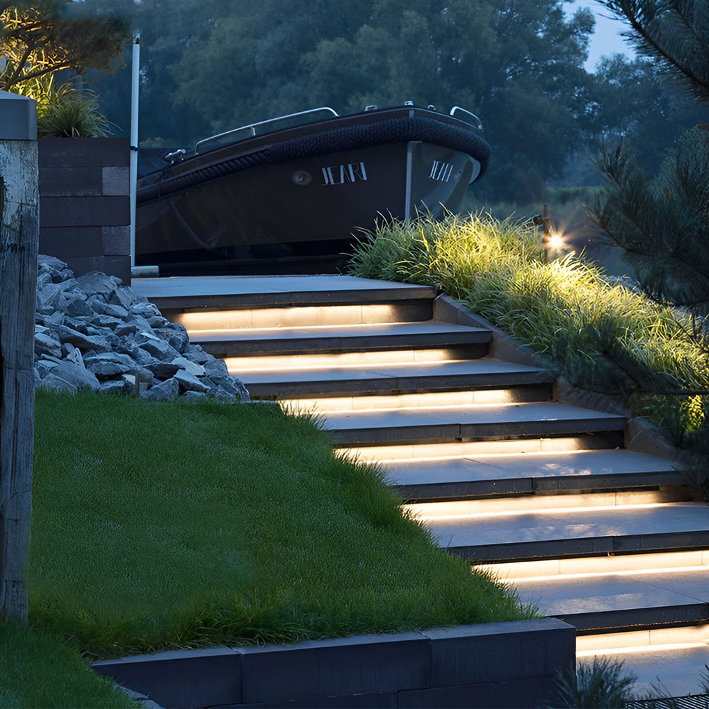 Customizable Outdoor LED Strip Lights with Waterproof Design | Flexible Illumination for Gardens and Patios