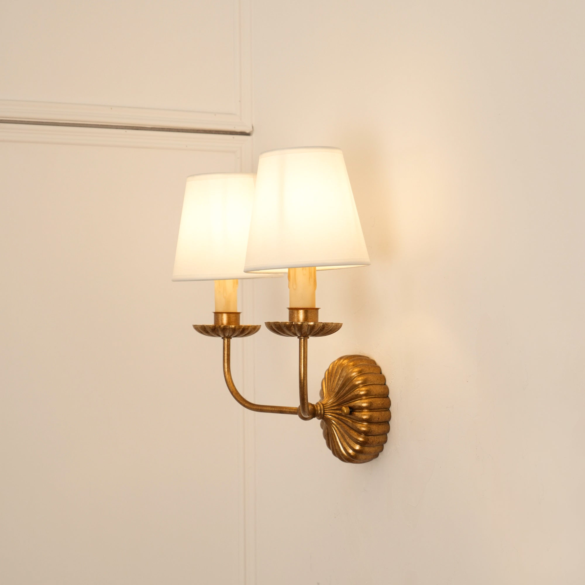 Elegant Indoor Lighting | Modern Wall Sconce Light with Soft Diffused Glow | Stylish Fixture for Cozy Home Decor