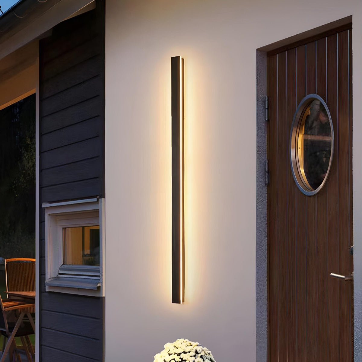 Modern LED Outdoor Wall Light | Waterproof Long Strip Design for Sleek Illumination