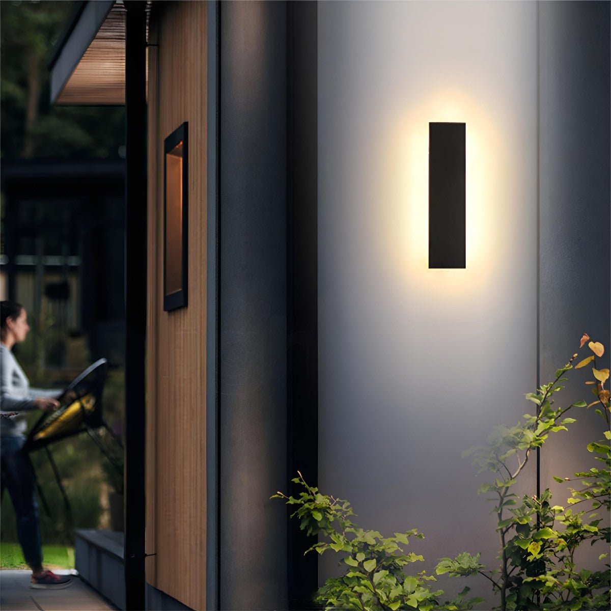 Modern LED Outdoor Wall Light | Waterproof Long Strip Design for Sleek Illumination