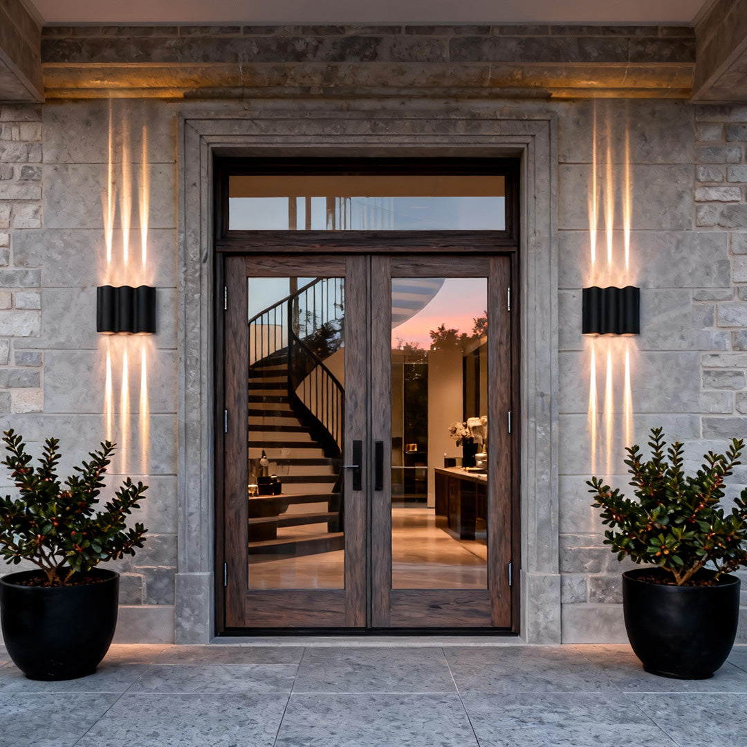 Modern LED Wall Sconce with Wavy Aluminum Design | Stylish Outdoor Wall Light for Enhanced Ambiance