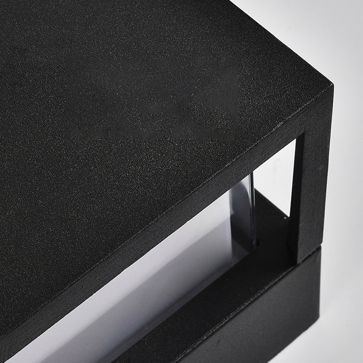 Modern Outdoor LED Lawn Light | Waterproof Aluminium Design for Efficient Landscape Lighting