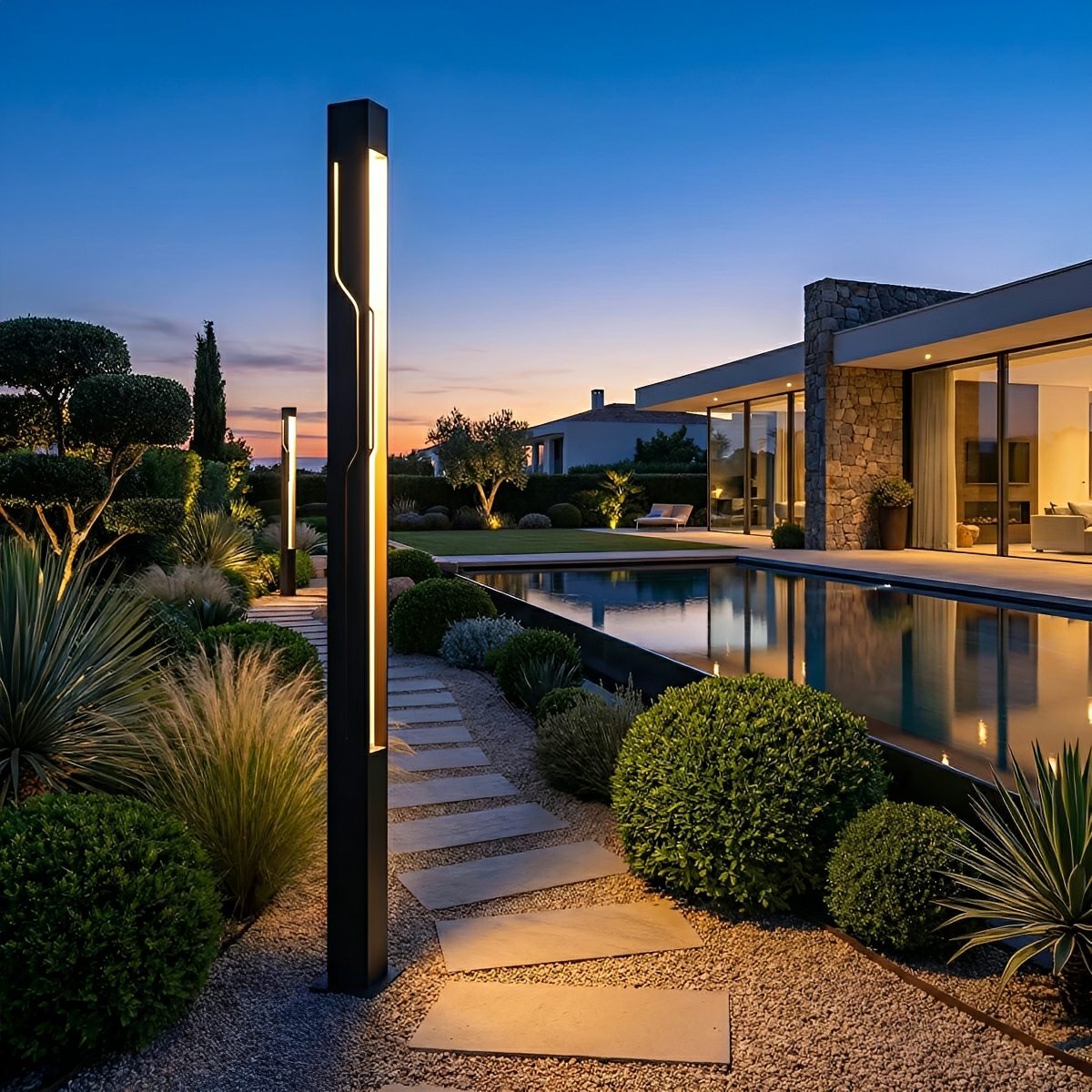 Tiixo | Modern LED Outdoor Pole Light with Warm Illumination | Sleek Design for Pathways and Patios